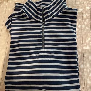 J Crew men’s pullover, Size L